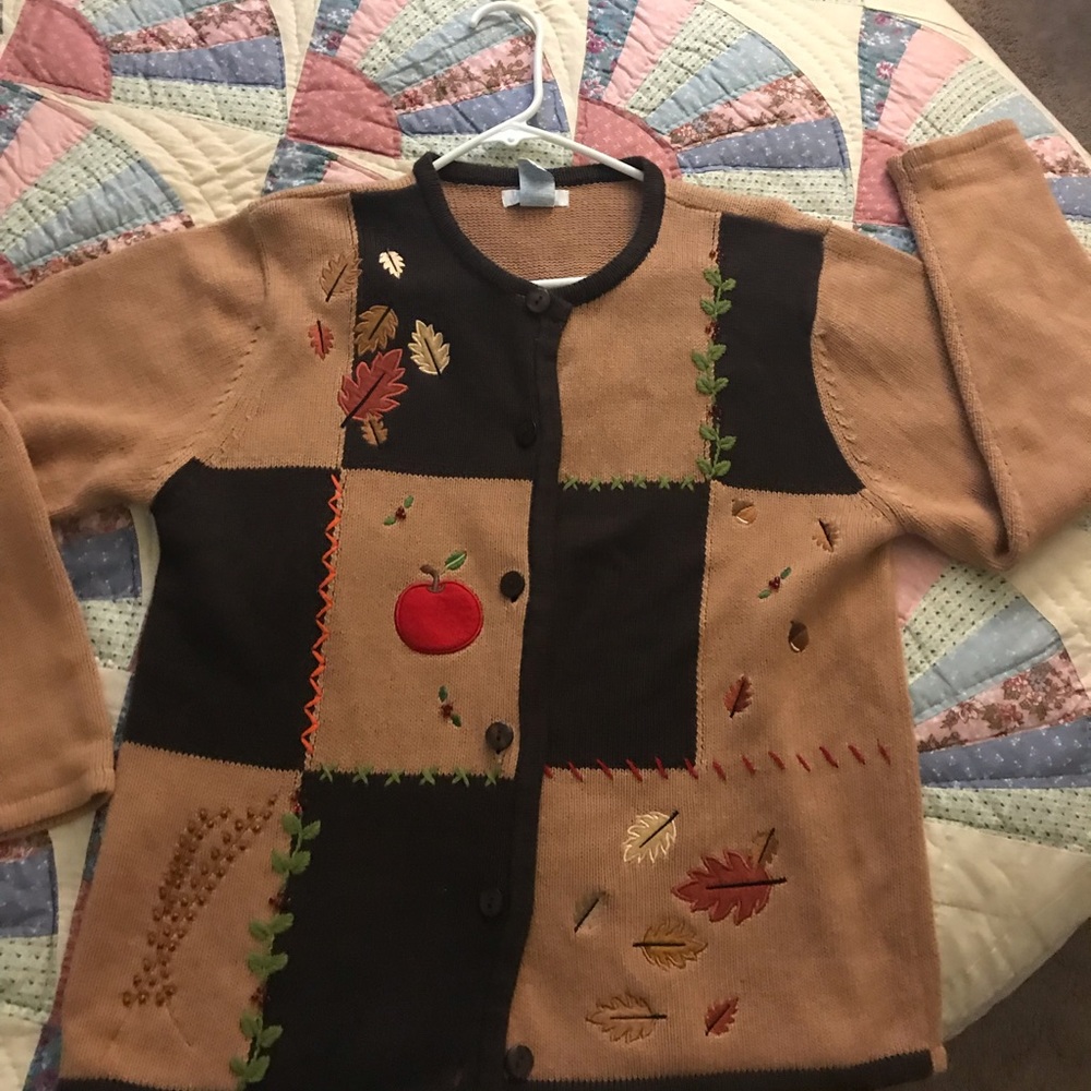 Beautiful M cardigan - Picture 2 of 3